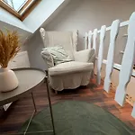 Апартаменты 7-24 Self-check-in - 120qm - 5 - 2 Bathrooms - Kitchen - Free Parking - Yihapartment *