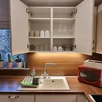 Апартаменты 7-24 Self-check-in - 120qm - 5 - 2 Bathrooms - Kitchen - Free Parking - Yihapartment *