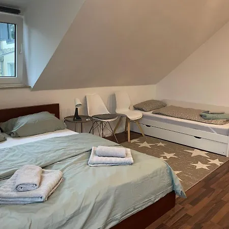 7-24 Self-check-in - 120qm - 5 - 2 Bathrooms - Kitchen - Free Parking - Yihapartment * Hannover