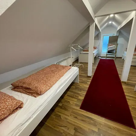 7-24 Self-check-in - 120qm - 5 - 2 Bathrooms - Kitchen - Free Parking - Yihapartment Lägenhet Hannover