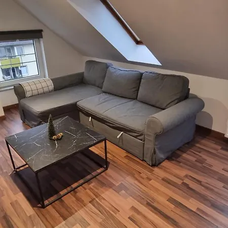Apartment 7-24 Self-check-in - 120qm - 5 - 2 Bathrooms - Kitchen - Free Parking - Yihapartment Hannover