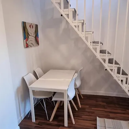 7-24 Self-check-in - 120qm - 5 - 2 Bathrooms - Kitchen - Free Parking - Yihapartment شقة هانوفر